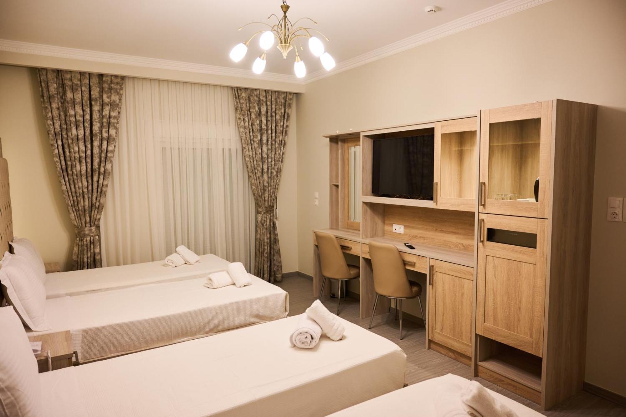 Apartment Famissi 1 *